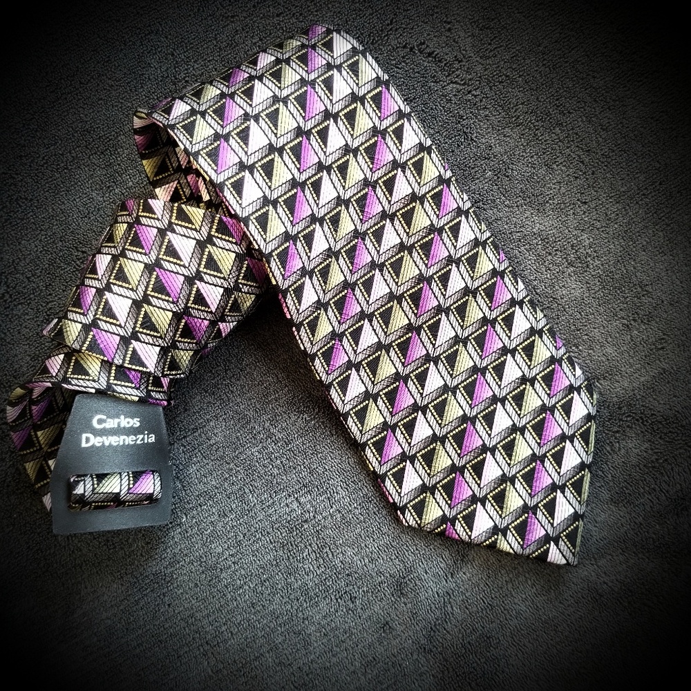 CARLOS DEVENEZIA Tie Hand Made 100% Silk Purp